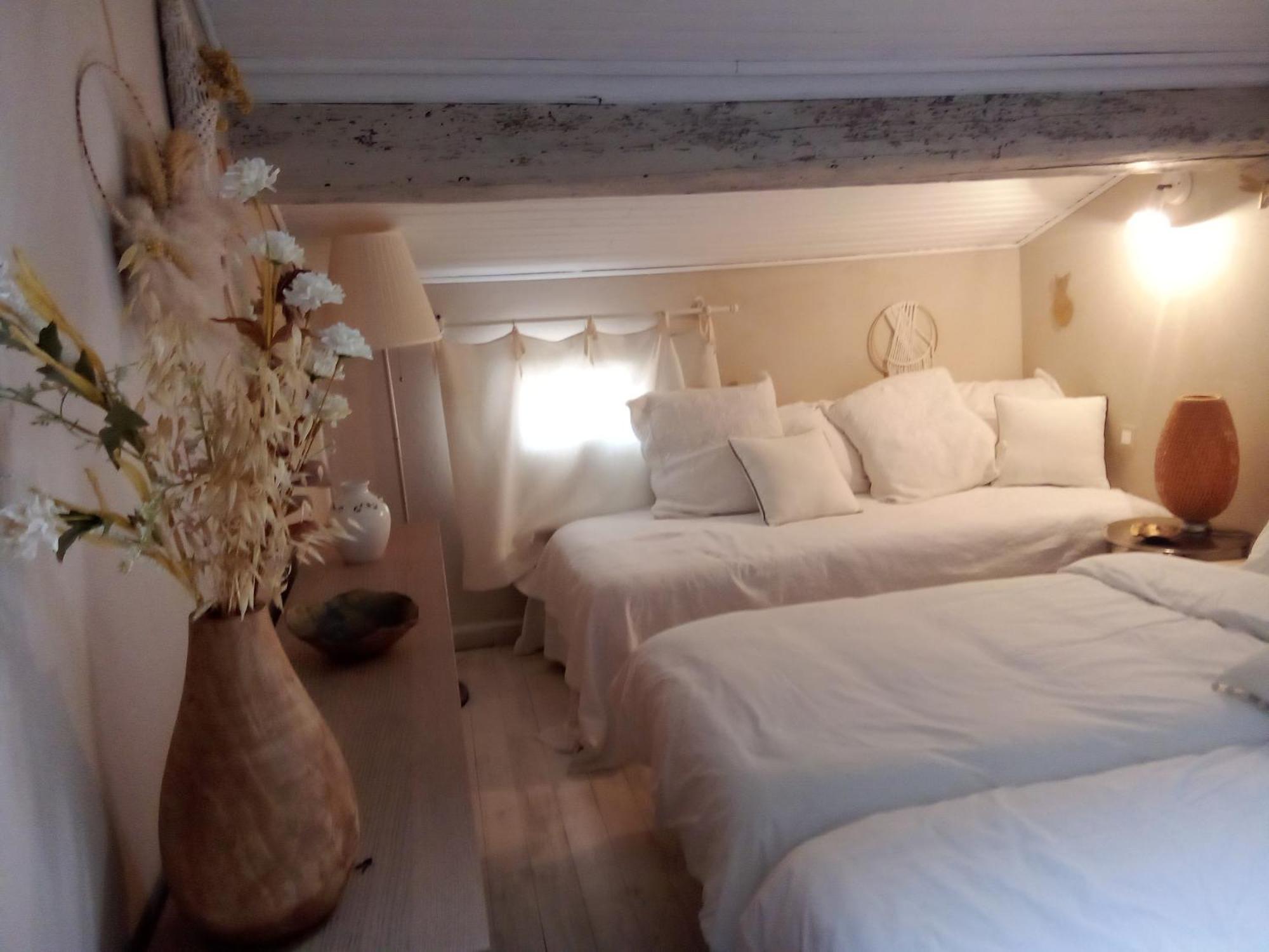 La Maison Perchee Aigues-Mortes Quarto foto